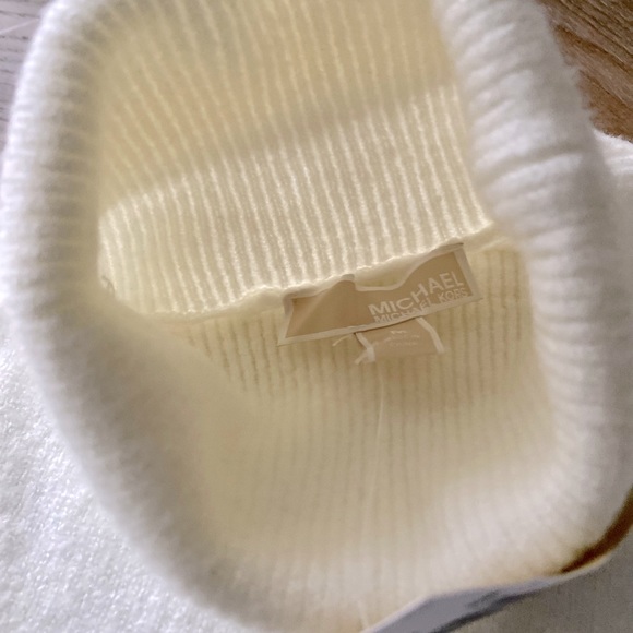 Michael Kors One Shoulder Turtleneck Sweater NWT $195 M - Picture 3 of 8